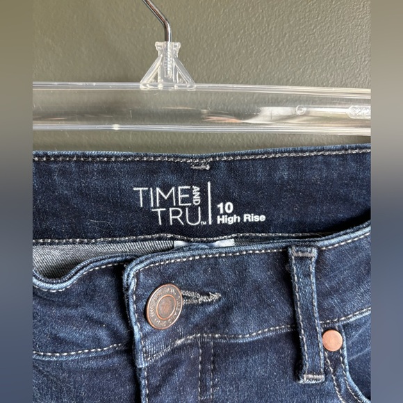 Time and Tru High Rise Skinny Jeans - Picture 2 of 4